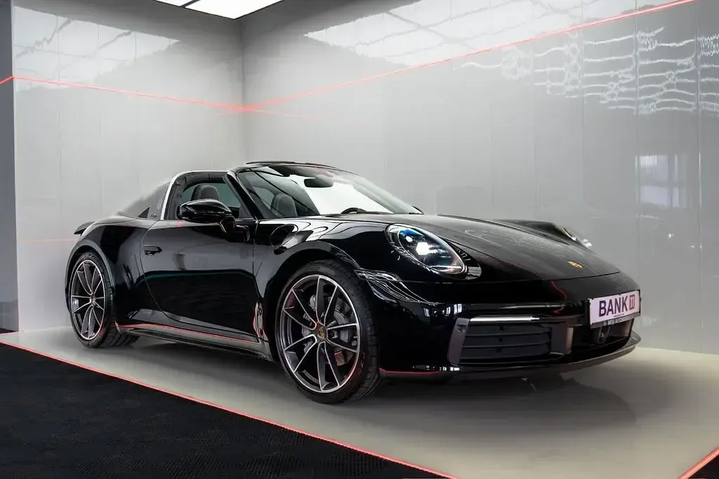 Gebraucht Porsche 911 Targa 4 Chrono 385 PS (283 kW) 2020 Schwarz Cabrio