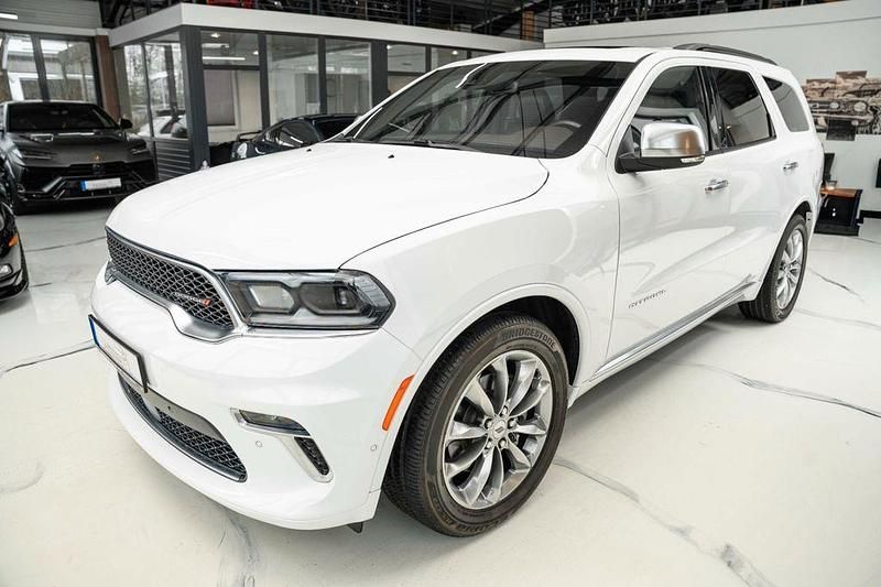 Weiß Gebraucht 2021 Dodge Durango SUV | 47.999 € - Bild 1/4