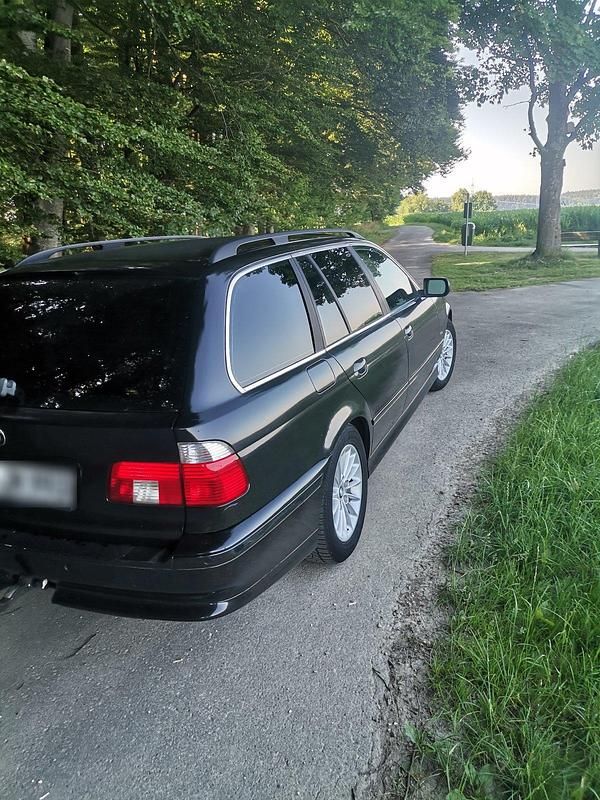 Gebraucht BMW 520 170 PS (125 kW) 2003 Schwarz Kombi