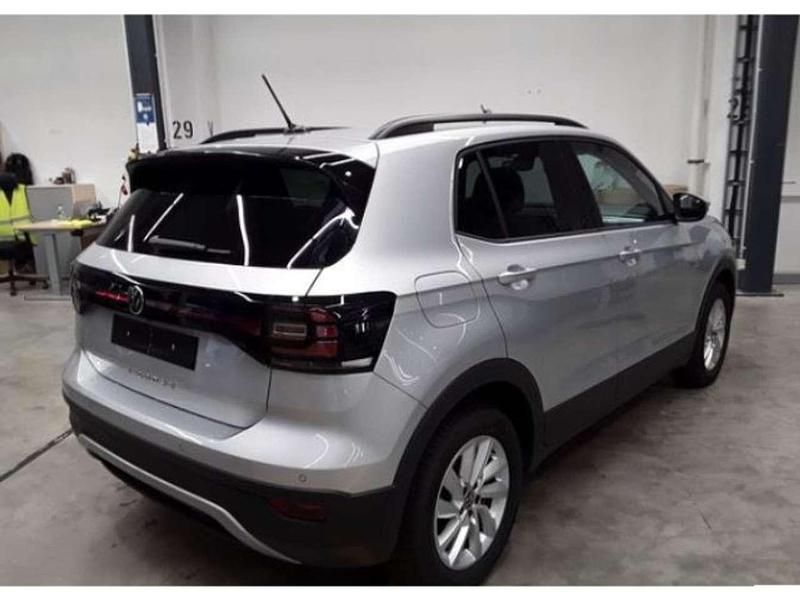 Gebraucht VW T-Cross 95 PS (69 kW) 2023 Silber SUV