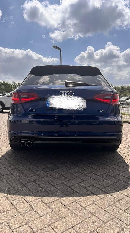 Gebraucht Audi A3 Ambition 150 PS (110 kW) 2015 Blau Limousine