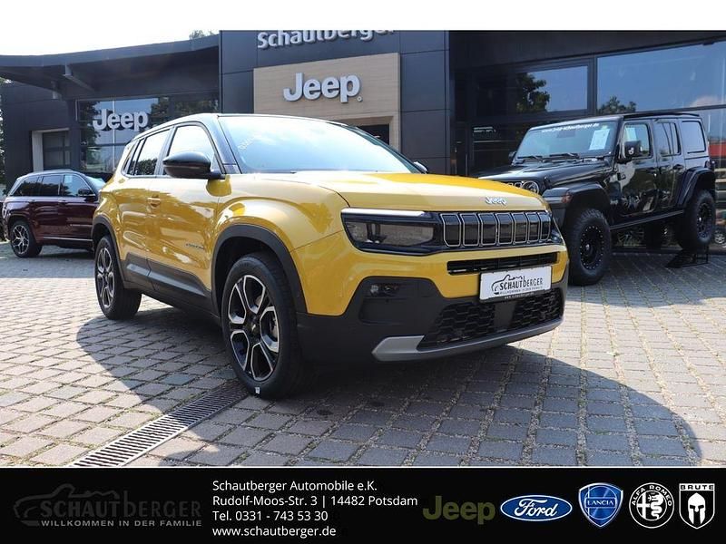 Solid black clear coat Neu 2024 Jeep Avenger Summit SUV | 31.484 € (Etwas zu teuer) - Bild 1/4