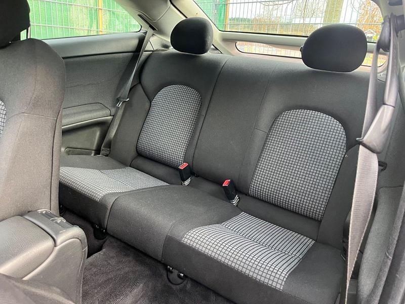 Gebraucht Mercedes C200 122 PS (89 kW) 2006 Grau Coupé