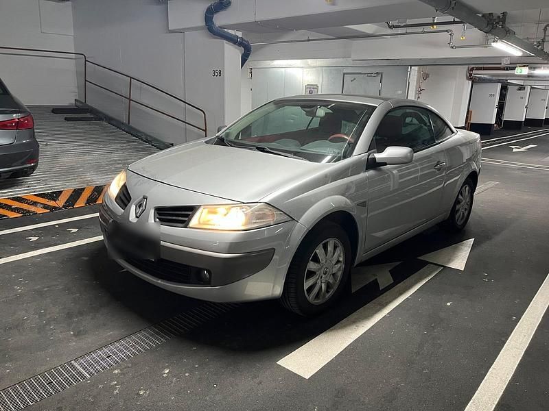 Gebraucht Renault Mégane Cabriolet 135 PS (99 kW) 2006 Silber Cabrio