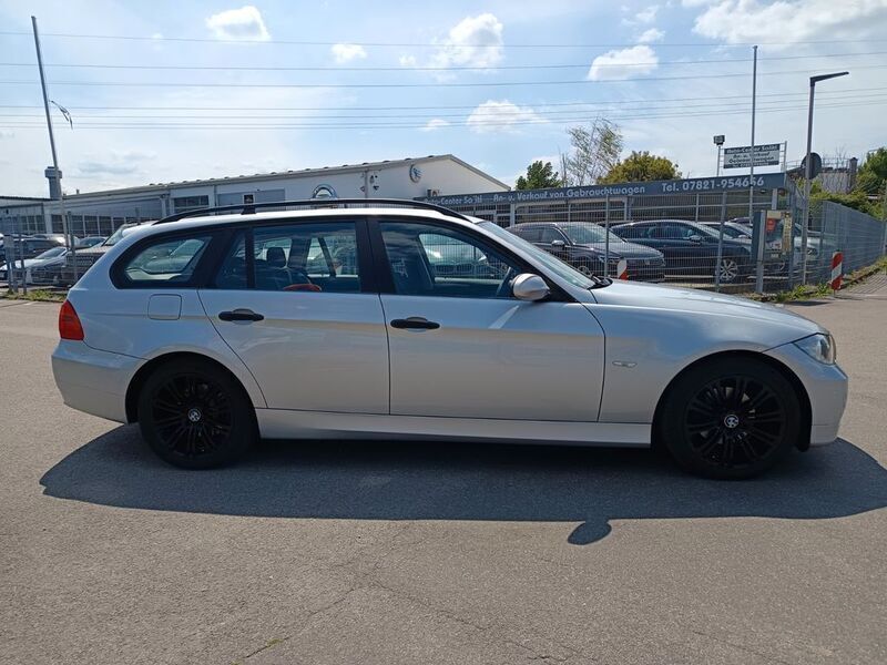 Gebraucht BMW 320 150 PS (110 kW) 2006 Silver metallic Kombi