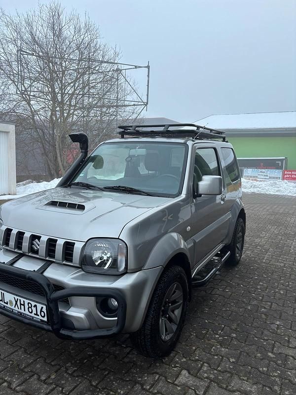 Gebraucht Suzuki Jimny Style 84 PS (61 kW) 2016 Silber SUV