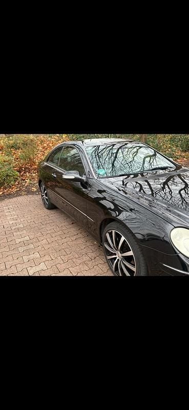 Gebraucht Mercedes CLK280 231 PS (169 kW) 2007 Schwarz Coupé