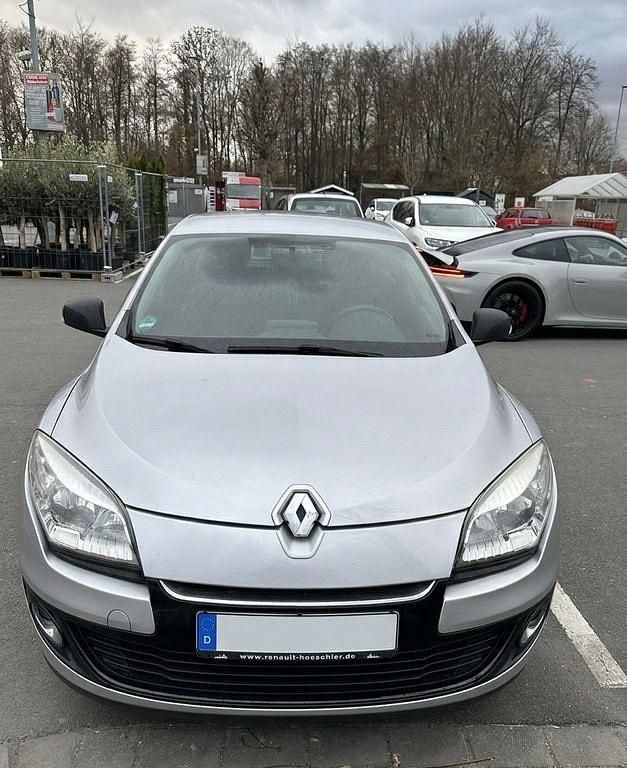 Gebraucht Renault Mégane 101 PS (74 kW) 2013 Grau Limousine
