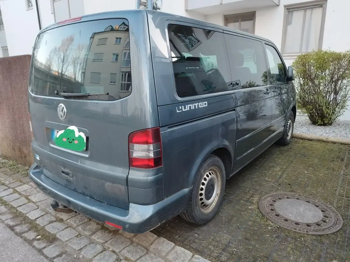 Używany VW T5 174 KM (127 kW) 2009 Szary Van