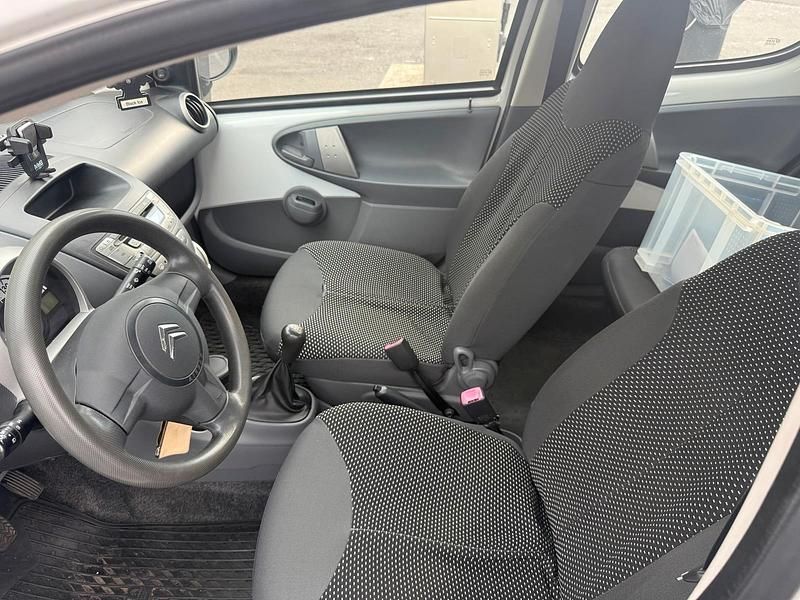 Weiß Gebraucht 2008 Citroën C1 Kleinwagen | 1.100 € (Fairer Preis) - Bild 1/4