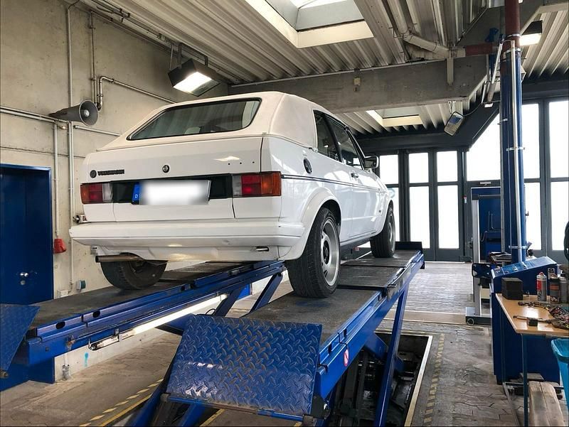 Gebraucht VW Golf Cabriolet 75 PS (55 kW) 1985 Weiß Cabrio