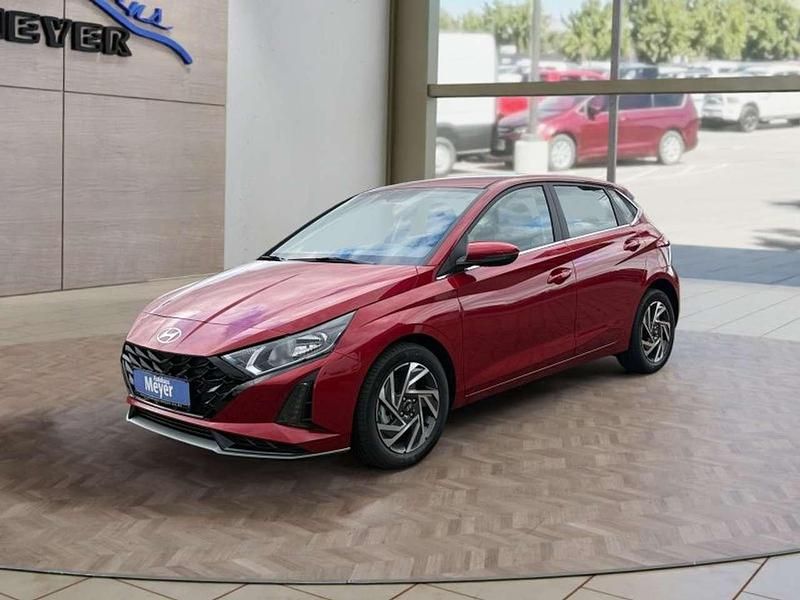 Dragon red Neu 2025 Hyundai i20 Kleinwagen | 19.410 € (Guter Preis) - Bild 1/4