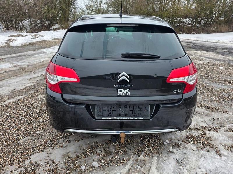 Gebraucht Citroën C4 Tendance 111 PS (81 kW) 2011 Schwarz Limousine