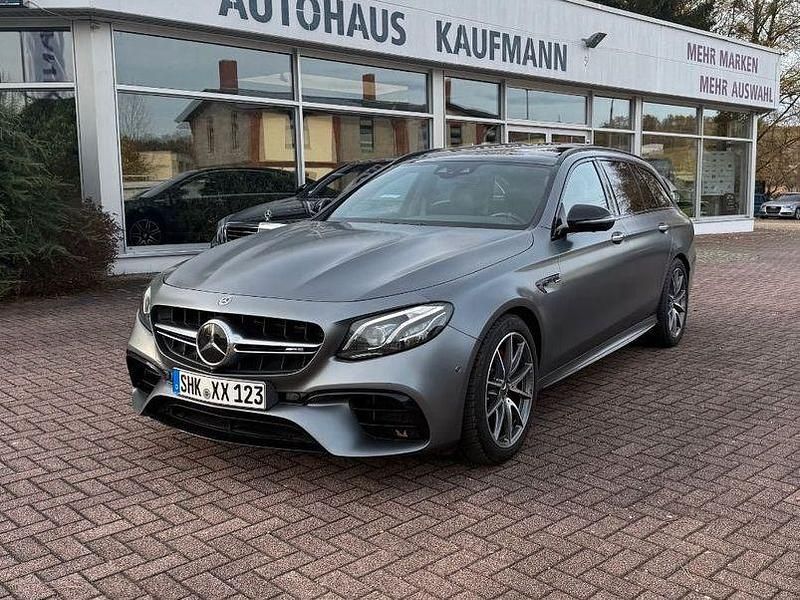 Grau Gebraucht 2018 Mercedes E63S AMG AMG Limousine | 51.990 € (Superpreis) - Bild 1/4