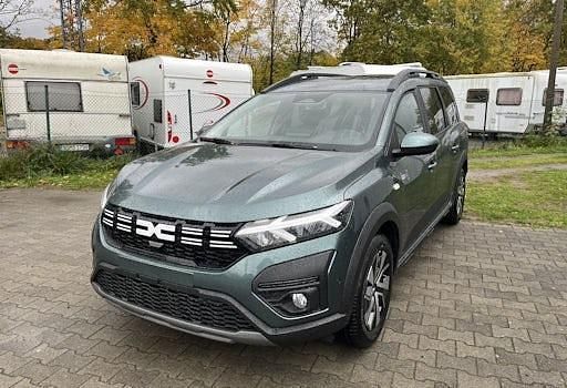 Neu Dacia Jogger Expression 122 PS (89 kW) 2025 Grün Van / Kleinbus