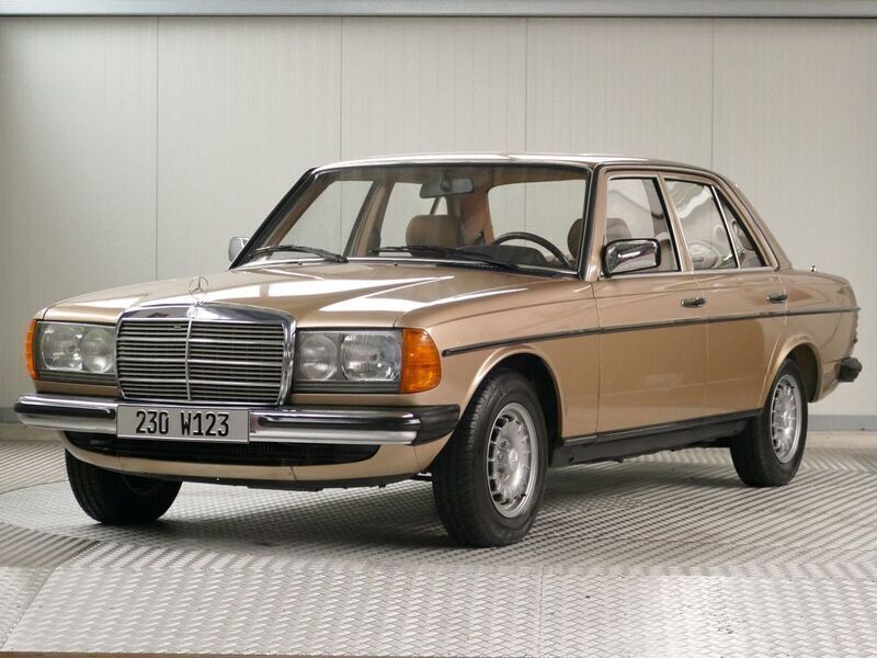 Beige Gebraucht 1983 Mercedes 200 Limousine | 23.500 € - Bild 1/4