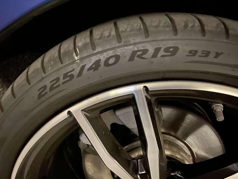 Gebraucht BMW 330 M Sport 258 PS (189 kW) 2019 Blau Limousine