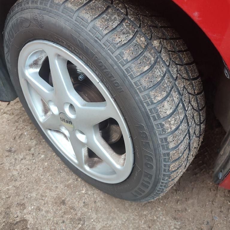 Gebraucht Suzuki Swift Comfort 92 PS (67 kW) 2007 Rot Kleinwagen