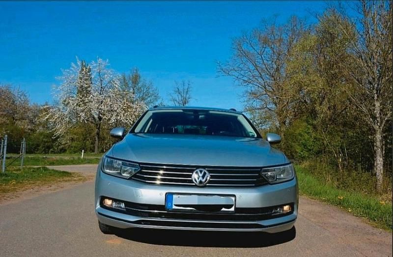Silber Gebraucht 2016 VW Passat Kombi | 15.500 € (Fairer Preis) - Bild 1/3