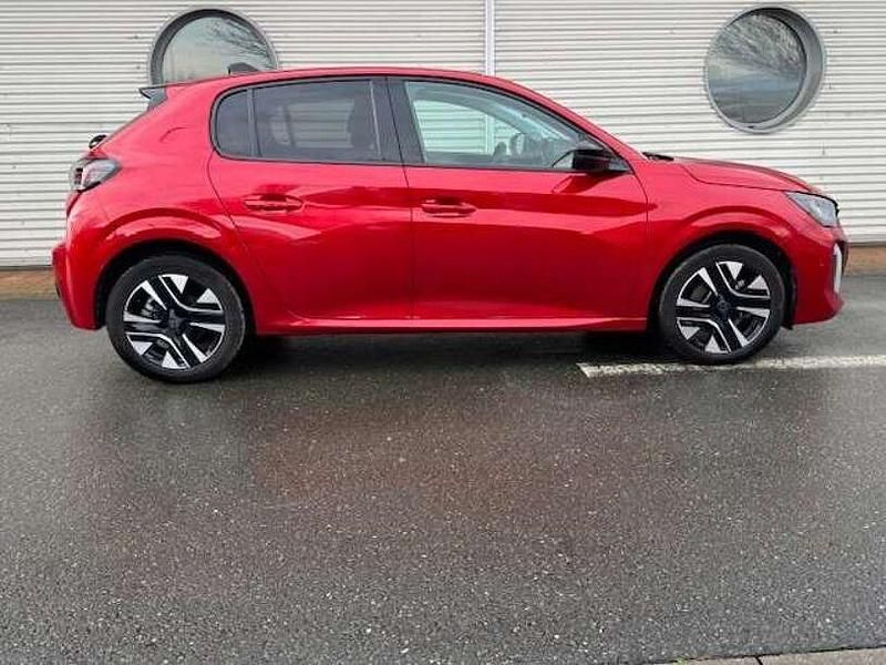 Gebraucht Peugeot 208 101 PS (74 kW) 2025 Elixirrot Kleinwagen