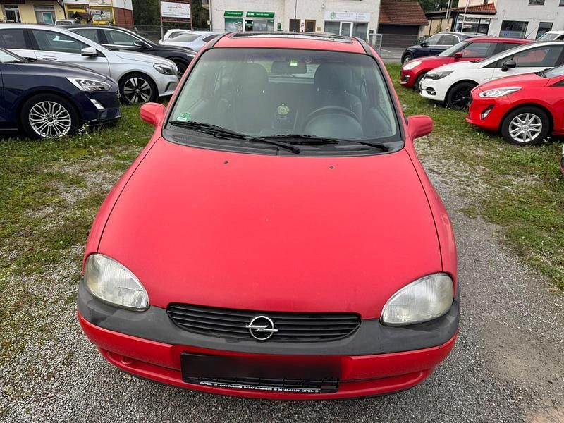 Rot Gebraucht 1997 Opel Corsa Kleinwagen | 900 € (Fairer Preis) - Bild 1/4