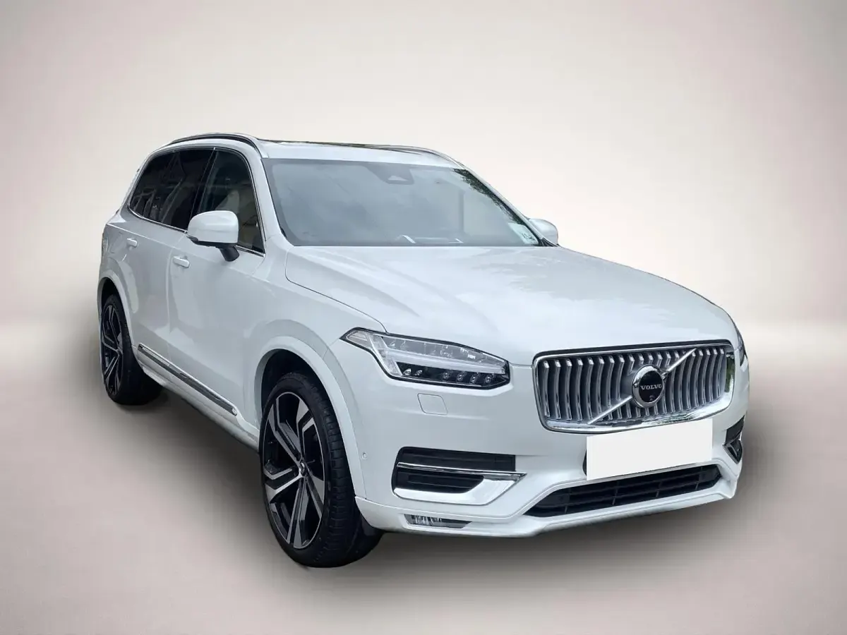 Gebraucht Volvo XC90 Ultimate 235 PS (172 kW) 2024 Manufacturer SUV