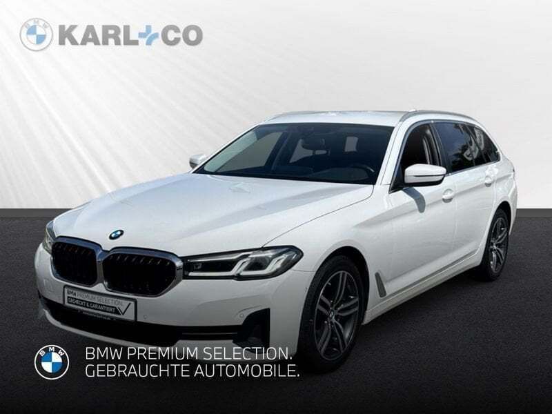 Weiss Gebraucht 2022 BMW 530 Sport Line Kombi | 38.580 € (Guter Preis) - Bild 1/4