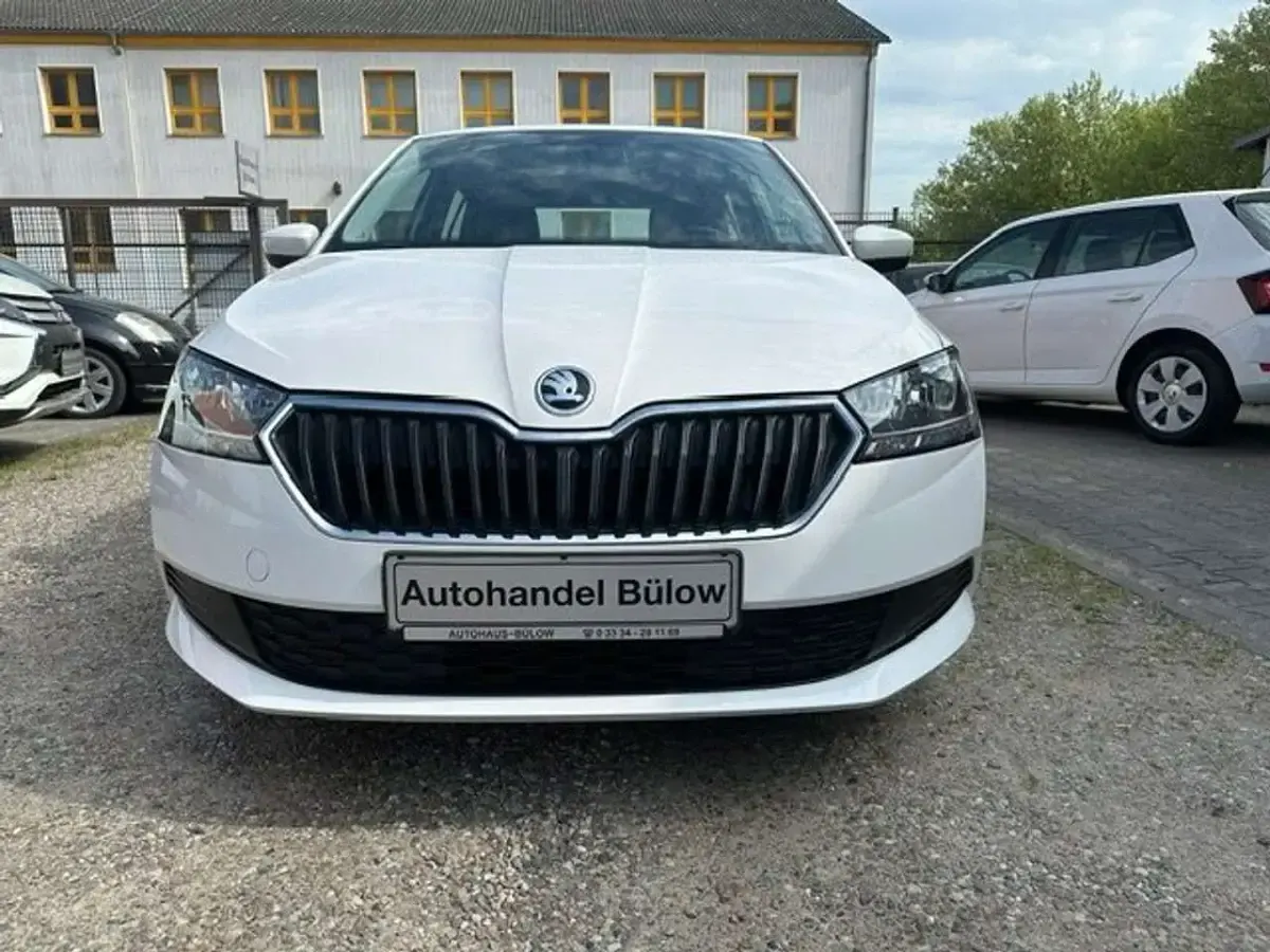 Gebraucht Skoda Fabia Cool Plus 60 PS (44 kW) 2021 Candyweiss Kleinwagen