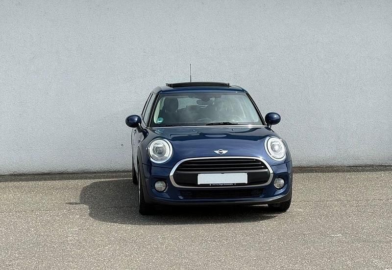 Second-hand Mini ONE 102 CP (75 kW) 2017 Albastru Hatchback