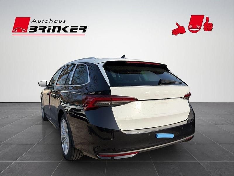 Neu Skoda Octavia 150 PS (110 kW) 2026 Blackmagic perleffekt Kombi