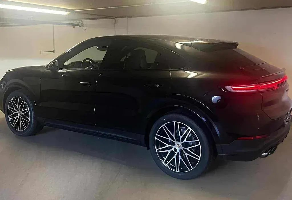 Neu Porsche Cayenne 354 PS (260 kW) 2026 Schwarz SUV