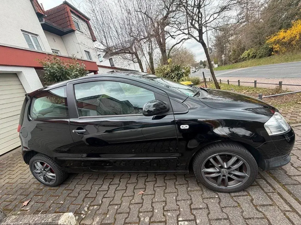 Gebraucht VW Fox Edition 60 PS (44 kW) 2010 Schwarz Kleinwagen
