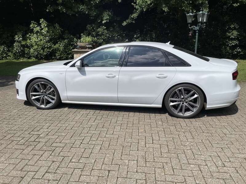 Weiß Gebraucht 2017 Audi S8 plus Performance Limousine | 67.999 € - Bild 1/4