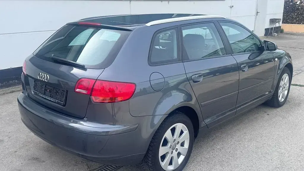 Gebraucht Audi A3 Ambiente 140 PS (102 kW) 2005 Grau Kleinwagen
