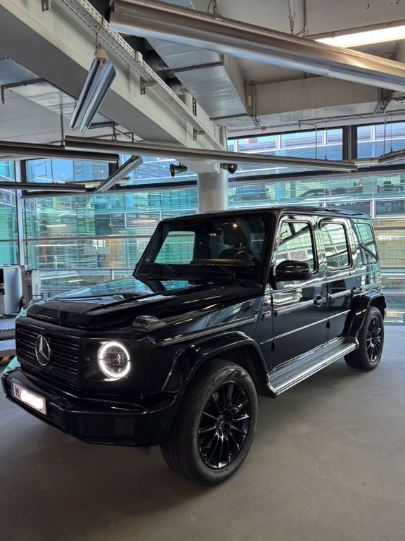 Schwarz Gebraucht 2023 Mercedes G400 AMG line SUV | 125.000 € - Bild 1/4