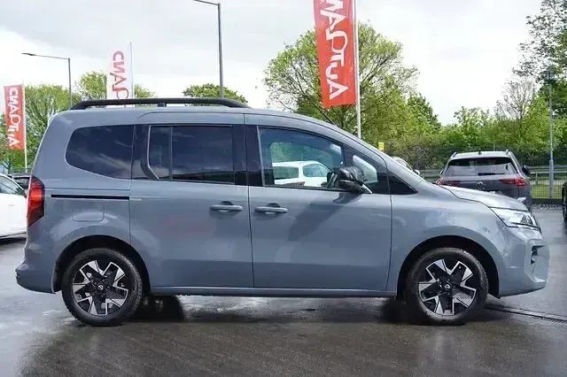 Gebraucht Nissan Townstar 360º 131 PS (96 kW) 2023 Grau Kombi