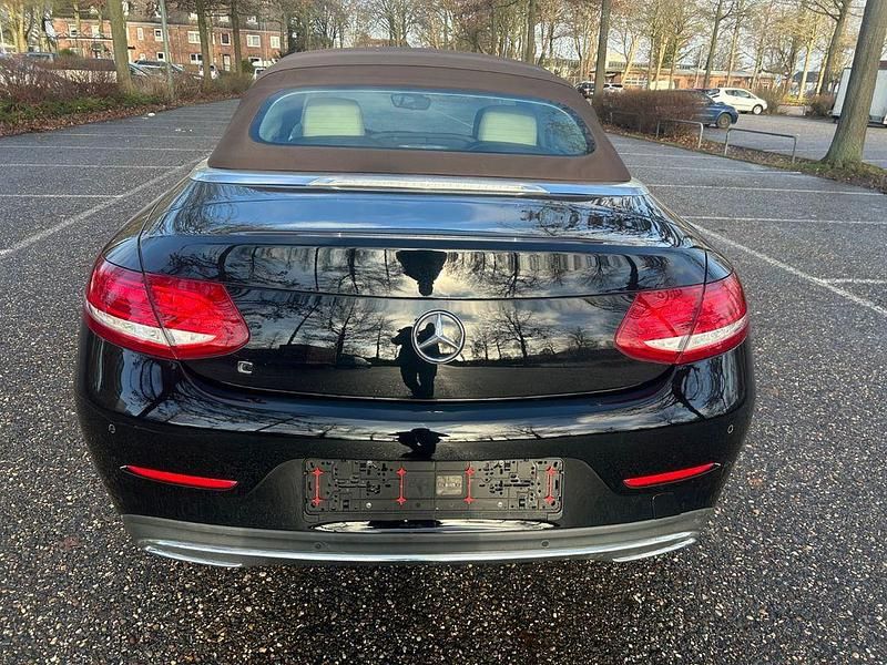 Gebraucht Mercedes C250 204 PS (150 kW) 2017 Schwarz Cabrio