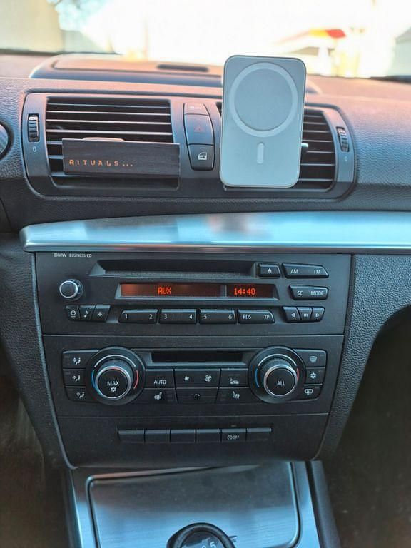 Gebraucht BMW 116 Performance 122 PS (89 kW) 2011 Schwarz Kleinwagen