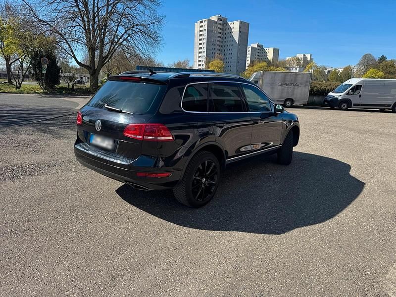 Gebraucht VW Touareg 245 PS (180 kW) 2012 Schwarz SUV