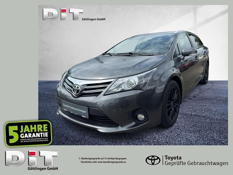 Grey metallic Gebraucht 2013 Toyota Avensis Executive Kombi | 8.490 € (Fairer Preis) - Bild 1/4