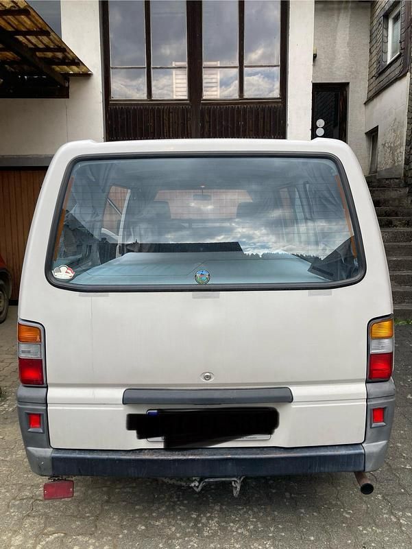 Gebraucht Mitsubishi L300 90 PS (66 kW) 1990 Beige Van / Kleinbus