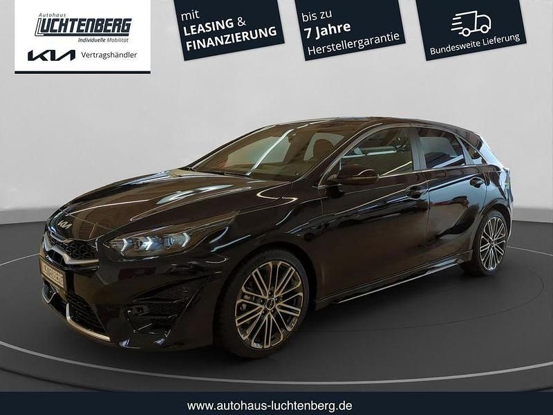 Schwarz Neu 2025 Kia Ceed GT GT-Line Limousine | 28.930 € (Fairer Preis) - Bild 1/4