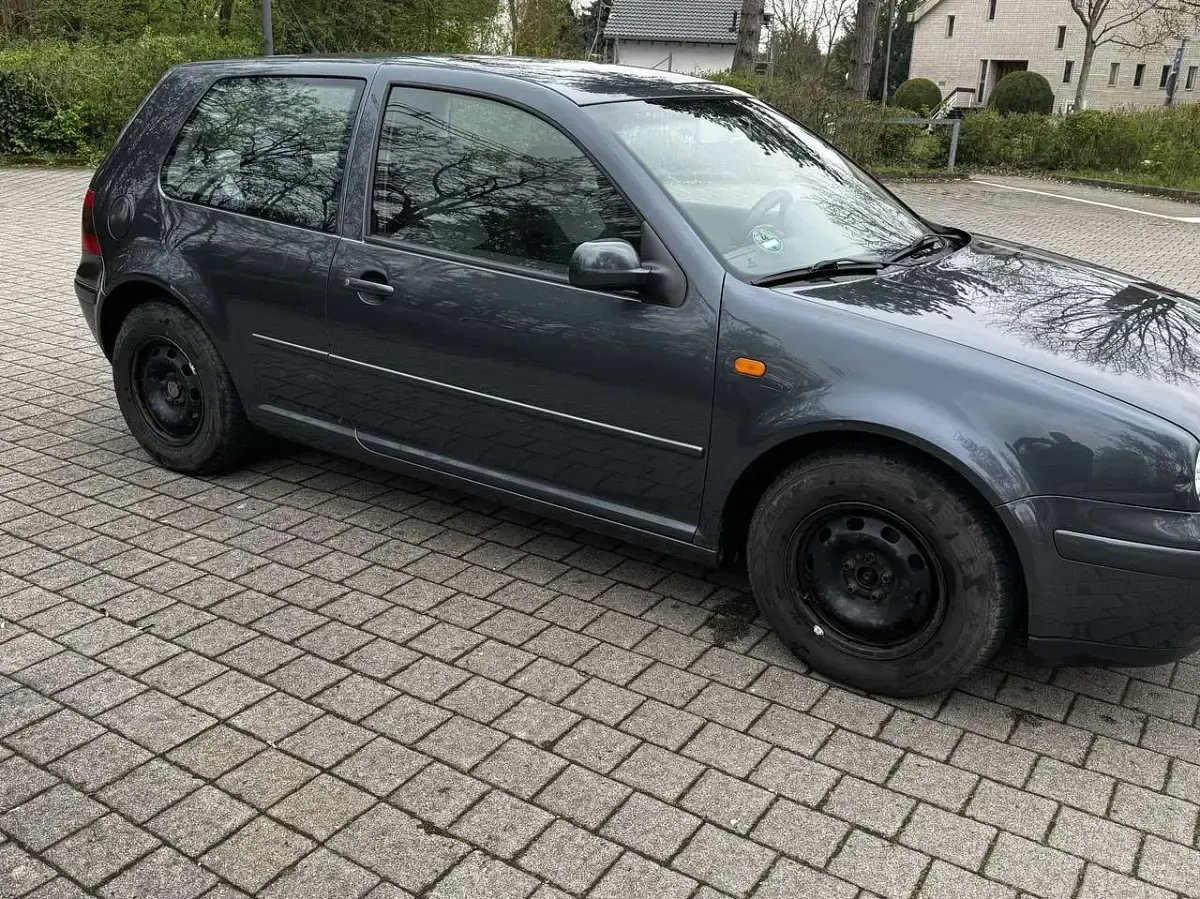 Gebraucht VW Golf IV 75 PS (55 kW) 2000 Limousine