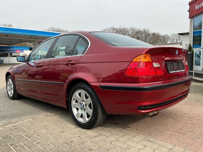 Gebraucht BMW 328 193 PS (141 kW) 1999 Rot Limousine