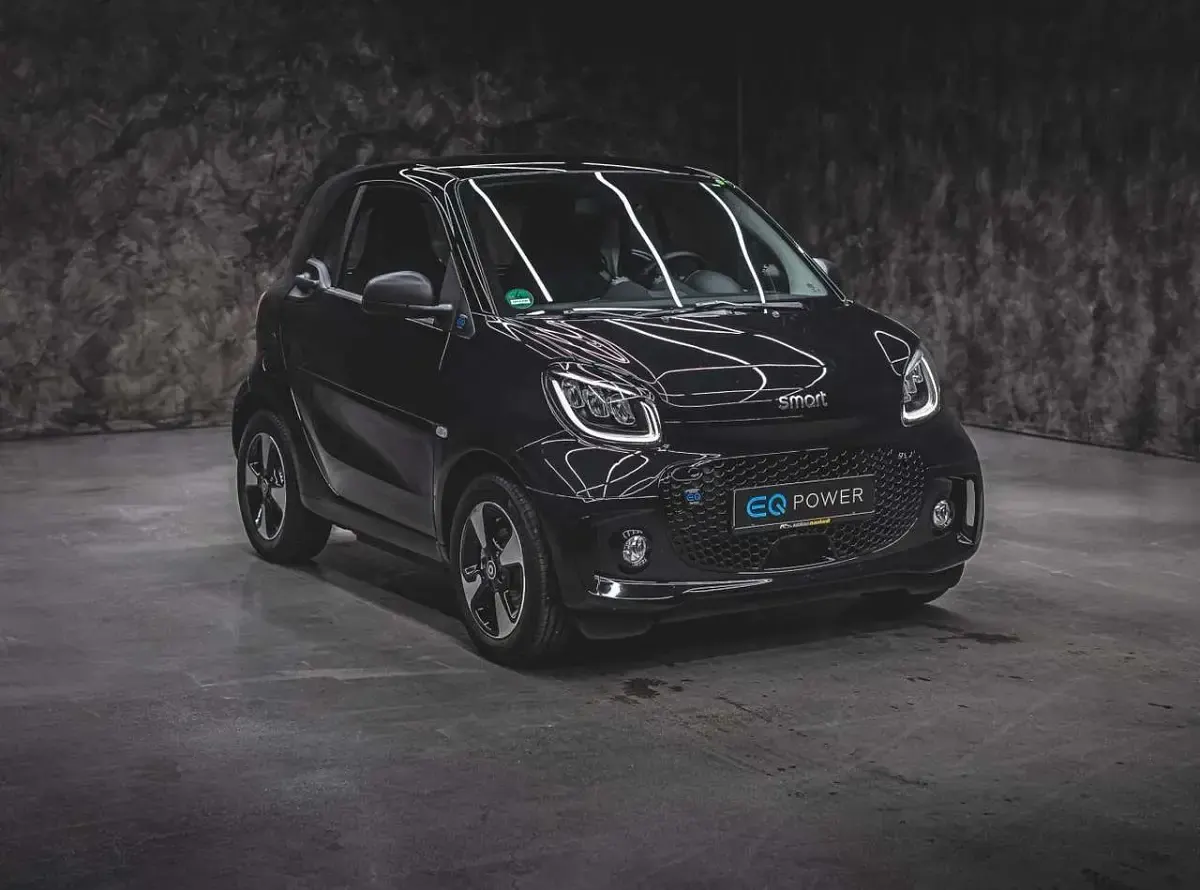 Gebraucht Smart ForTwo Electric Drive Passion Exclusive 60 kW (82 PS) 2024 Schwarz Coupé