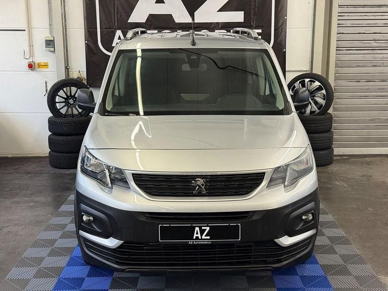 Gebraucht Peugeot Rifter Active 131 PS (96 kW) 2019 Silber Van / Kleinbus