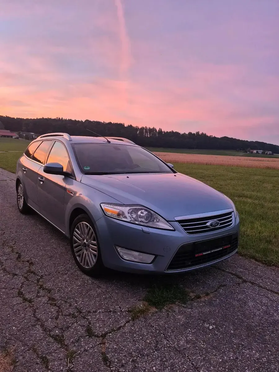 Gebraucht Ford Mondeo 130 PS (95 kW) 2008 Blau Kombi