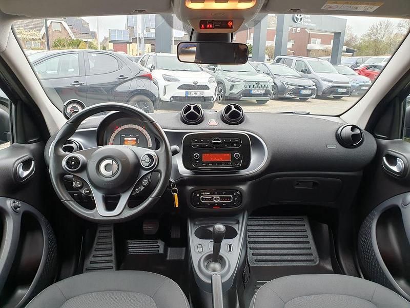 Gebraucht Smart ForFour Passion 90 PS (66 kW) 2018 Schwarz Kleinwagen