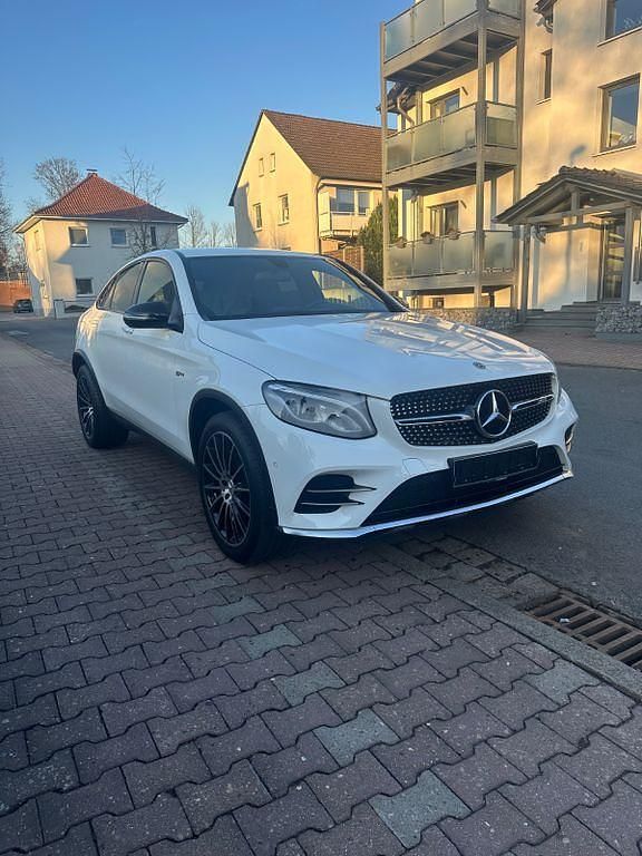 Weiß Gebraucht 2017 Mercedes GLC43 AMG AMG Coupé | 31.000 € (Superpreis) - Bild 1/4