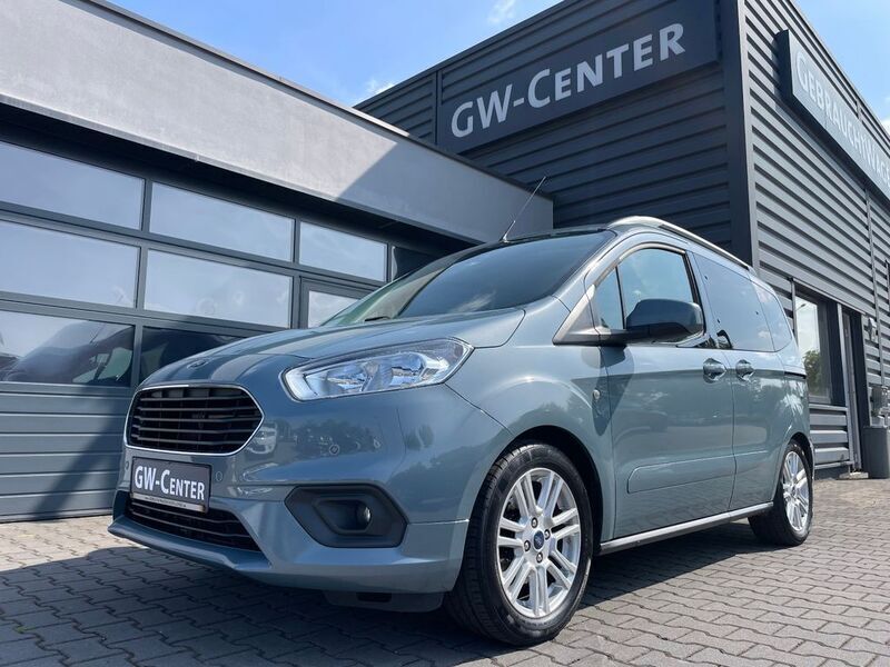 Blau Gebraucht 2019 Ford Tourneo Courier Titanium Van / Kleinbus | 14.990 € (Fairer Preis) - Bild 1/4